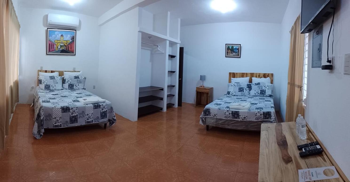 Apartamentos Mundo Maya Habitaciones Flores Buitenkant foto